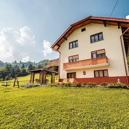 Sara Holiday home Recica ob Savinji